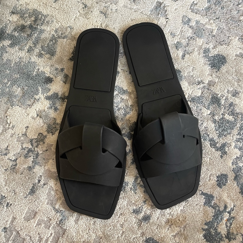 Zara Rubberized Slide Sandals with Crossover Straps